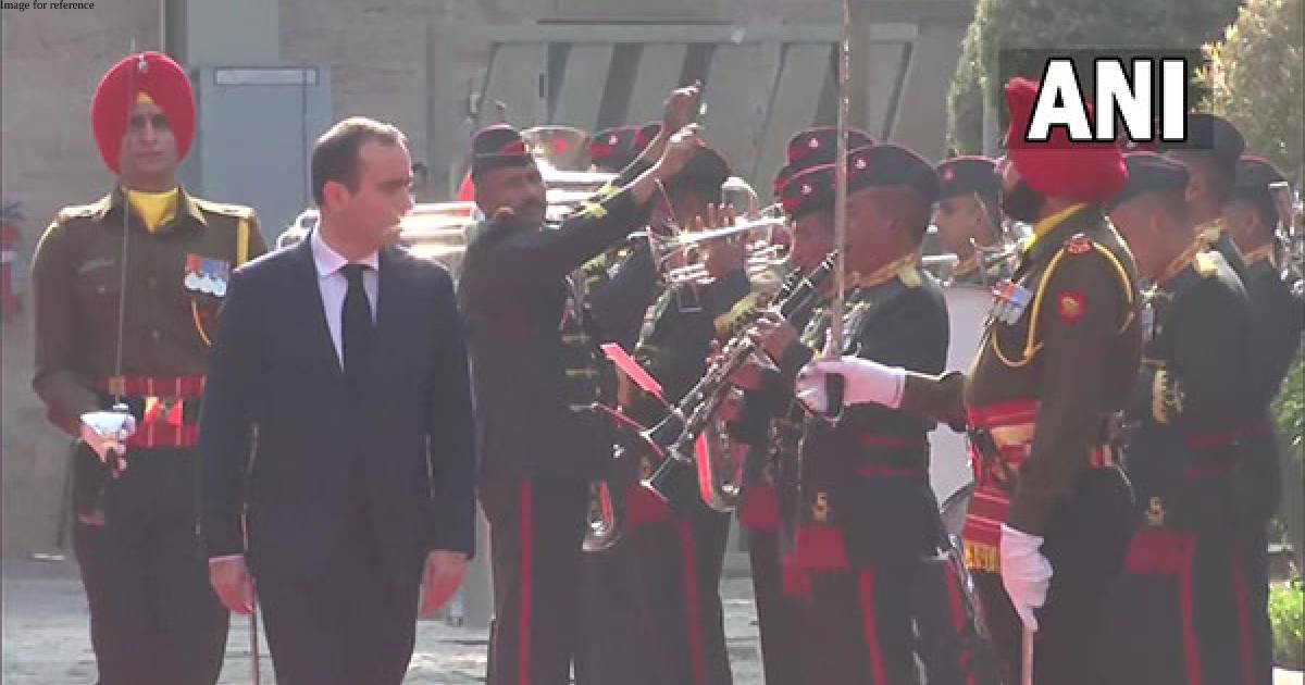 French Defence Minister accorded Guard of Honour in Delhi